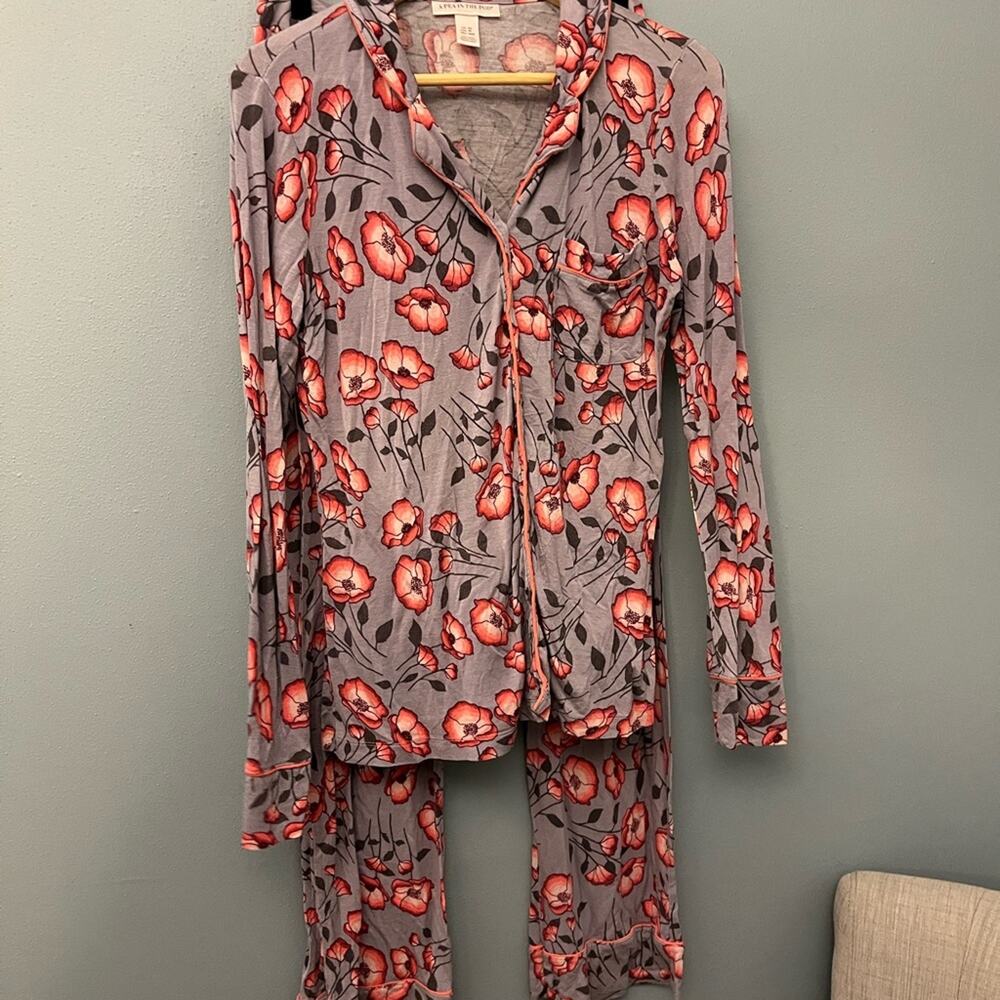 A Pea in the Pod Gray and Pink Floral Pajama Set